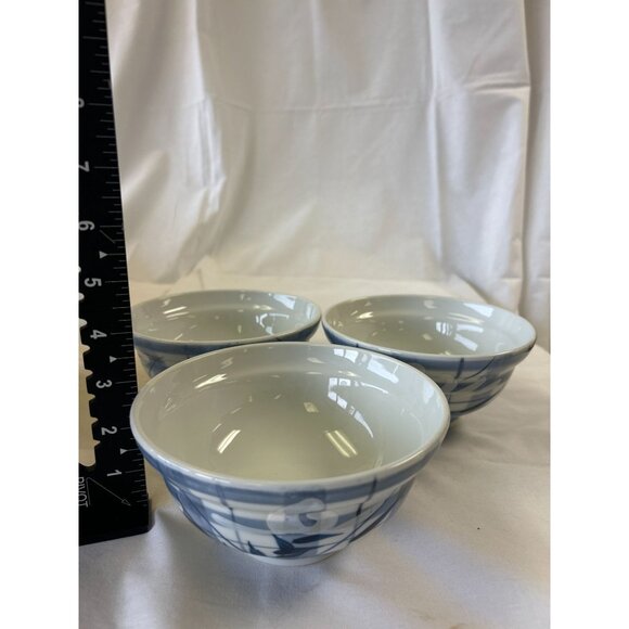 Set Of 3 Blue & White Ceramic Bowls With Abstract Pattern - Picture 2 of 2